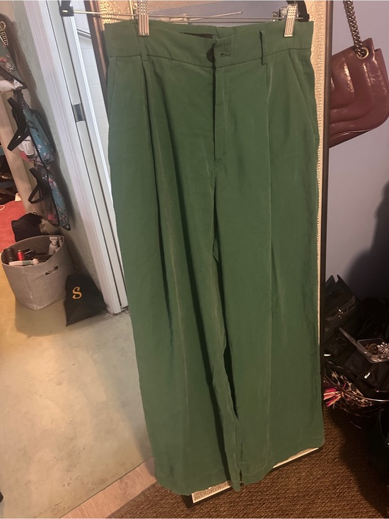 Zara Pants - Zara Wide-Leg Green Chinos